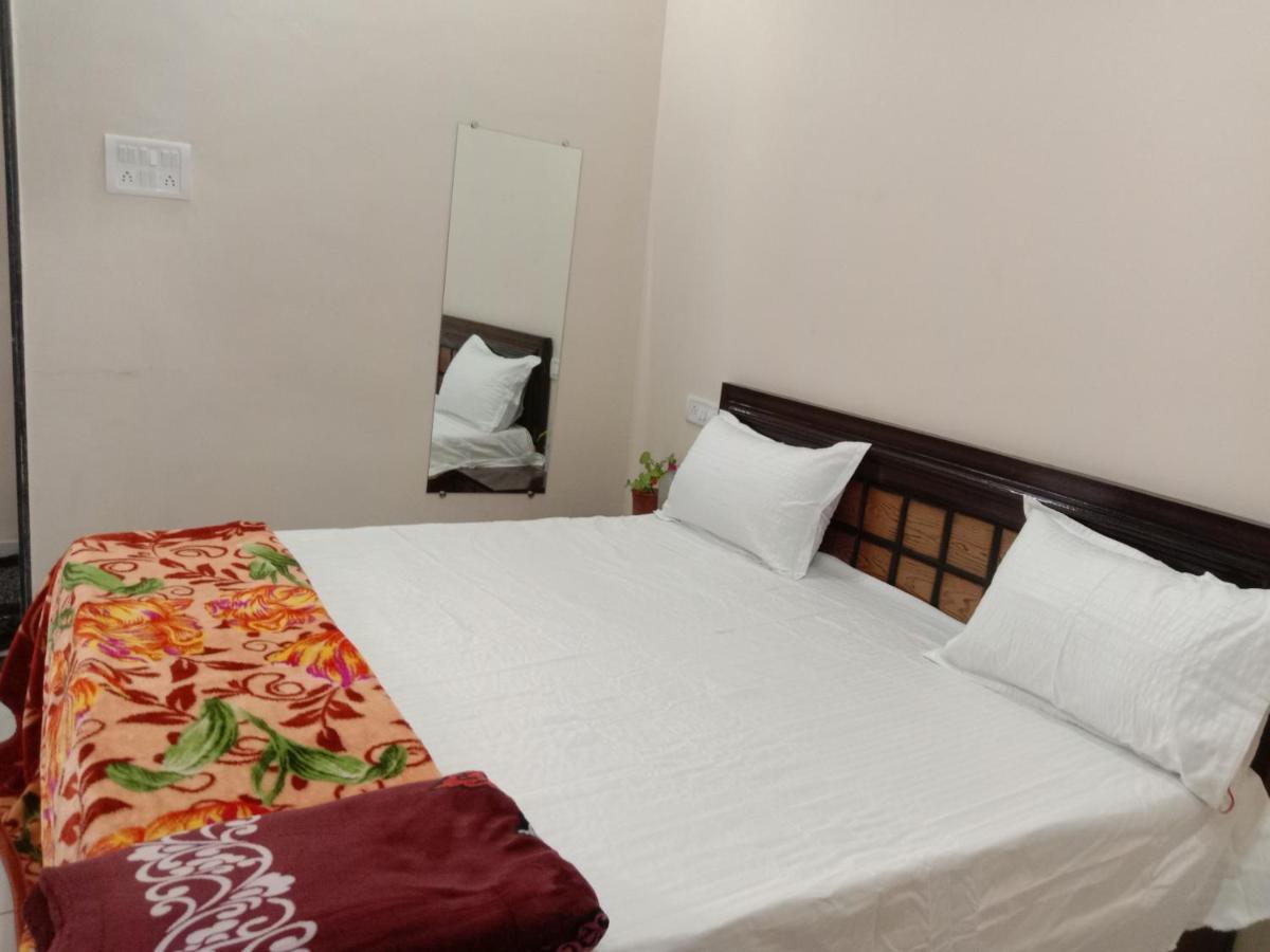 Aradhya Prime Home Stay Garudeshwar Exterior photo
