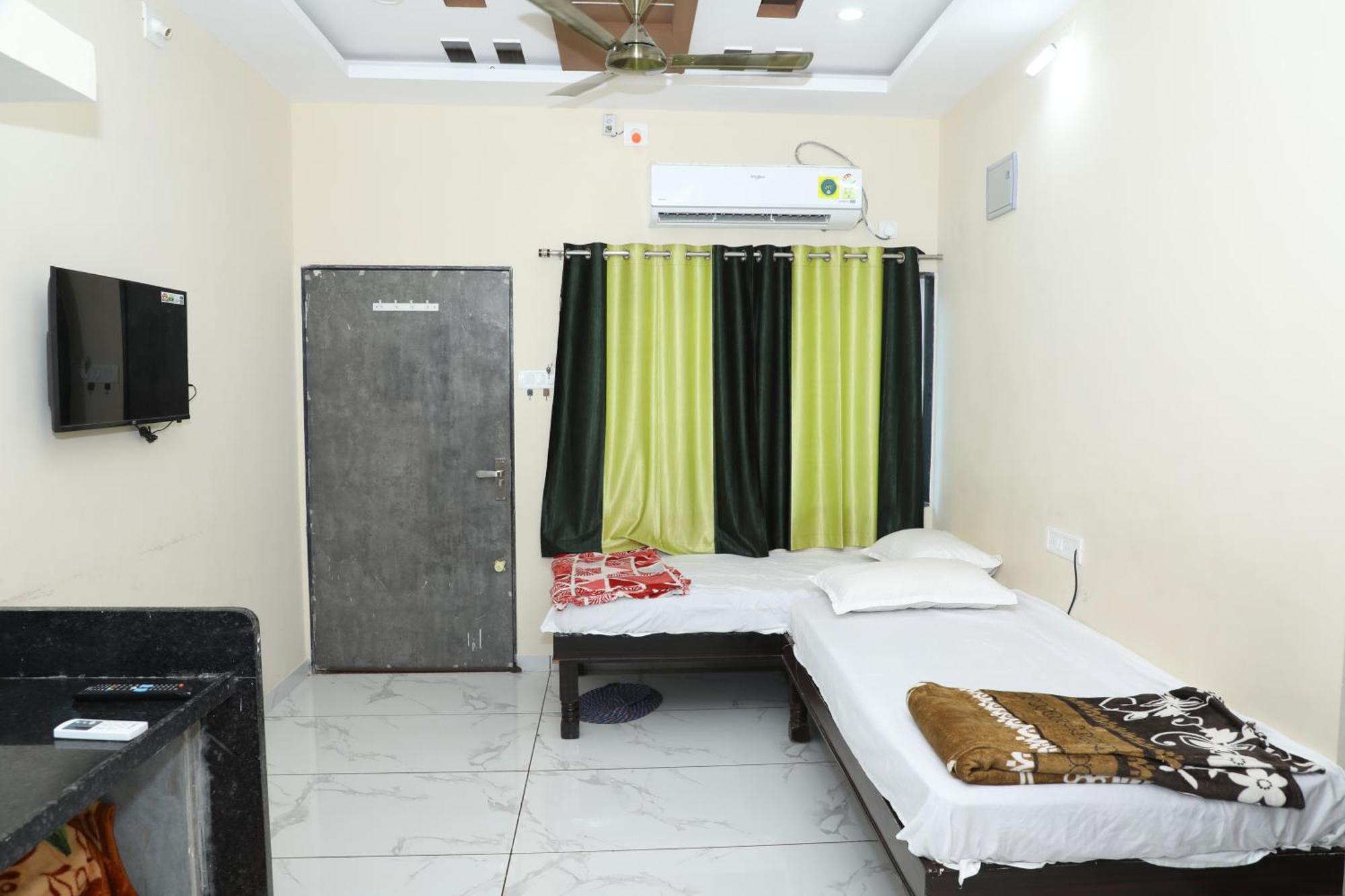 Aradhya Prime Home Stay Garudeshwar Exterior photo