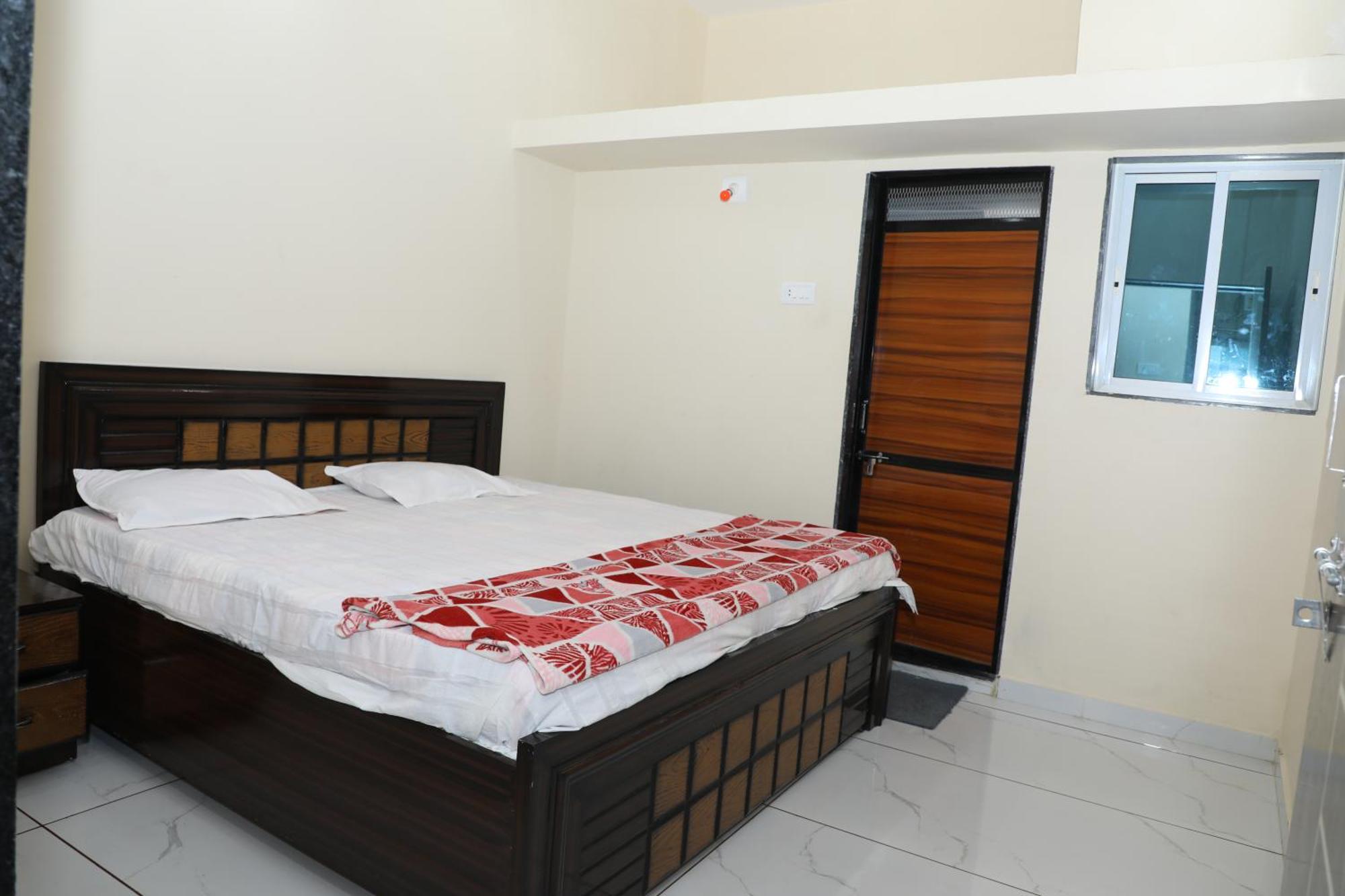 Aradhya Prime Home Stay Garudeshwar Exterior photo